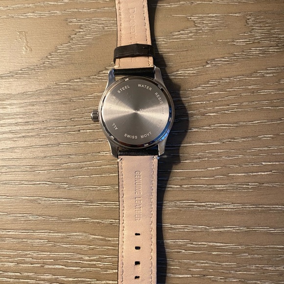 Dooney & Bourke Black and Red Leather Vintage Watch - Picture 6 of 6